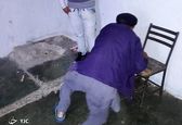 شکنجه وحشتناک پدر توسط دختر شرورش!+عکس