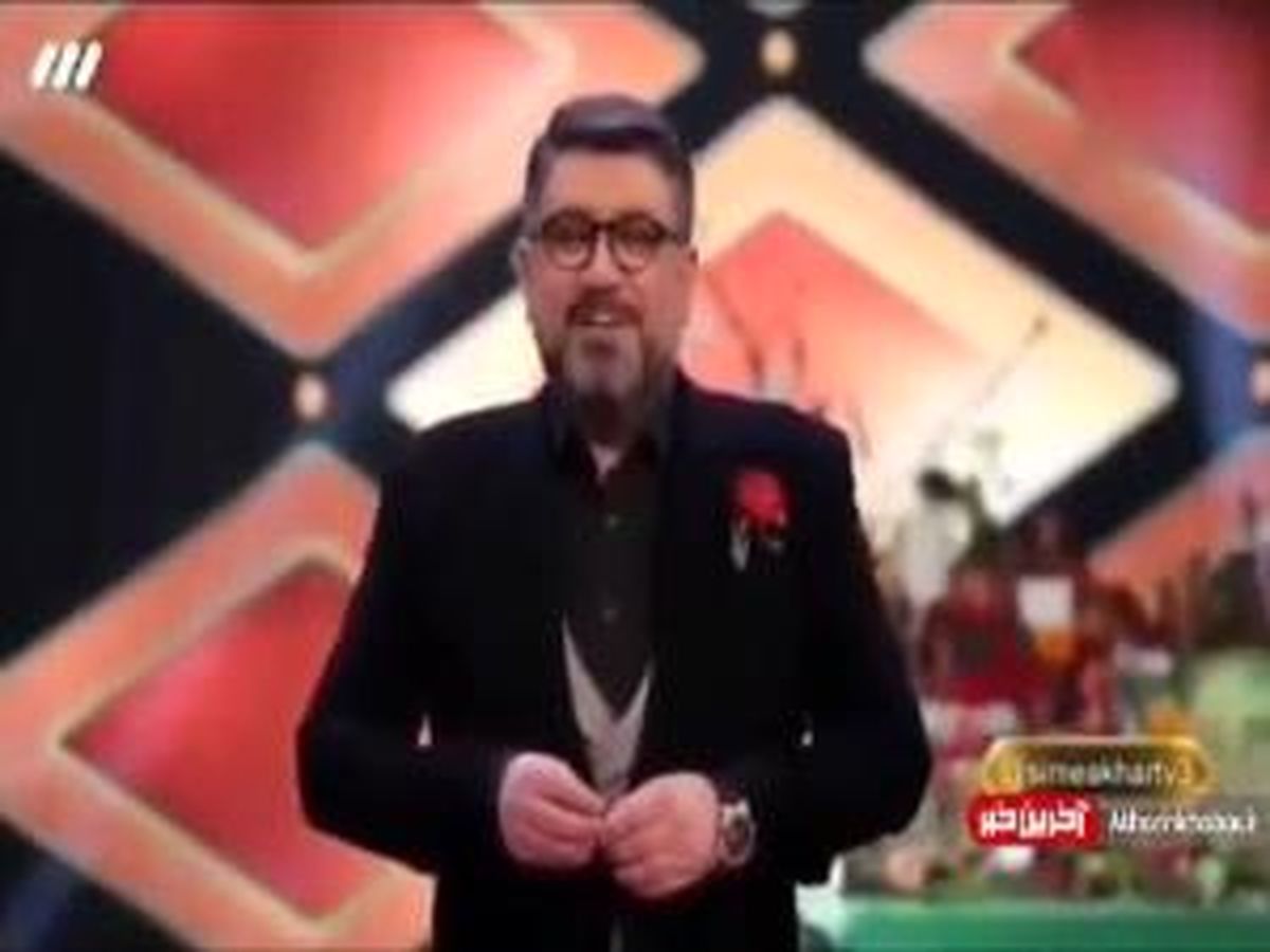 ماجرای سوتی عجیب و خنده دار‌ وسط برنامه زنده رشیدپور+فیلم