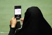 مدل گوشی نماینده زن مجلس چیه؟+عکس