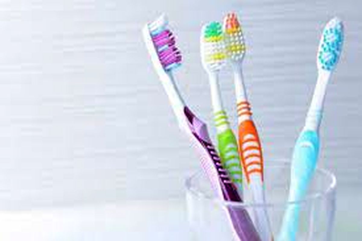 طول عمر استفاده از یک مسواک چه‌قدر است؟