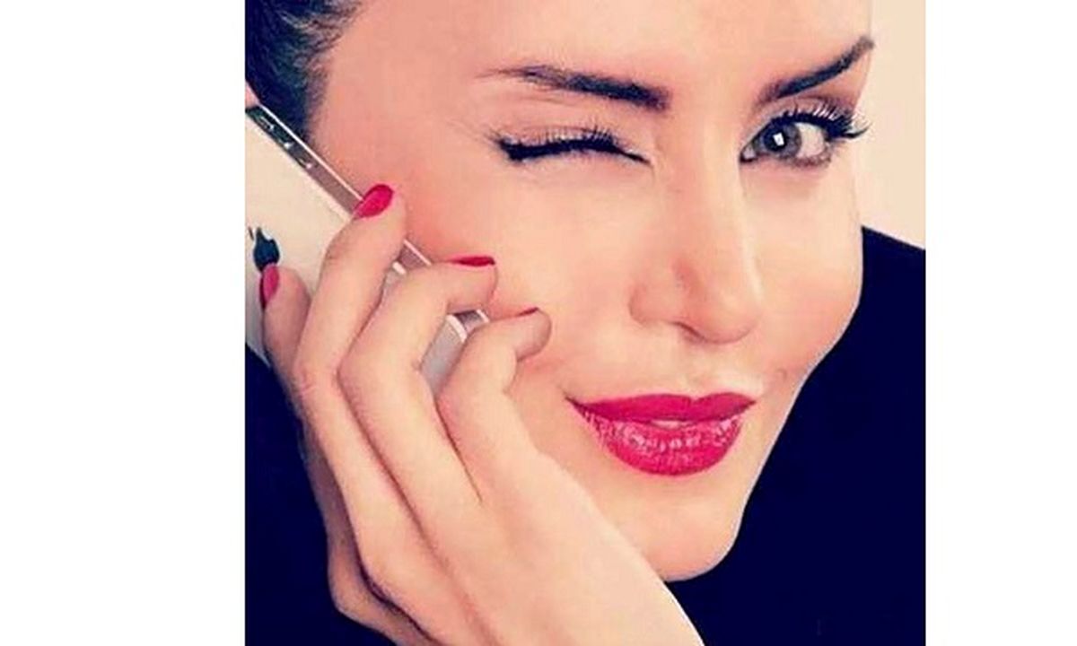 رستوران گردی الناز شاکردوست در کنار برادر جذابش !