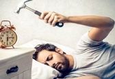 چرا وقتی از خواب بیدار می شوم هنوز خسته ام؟