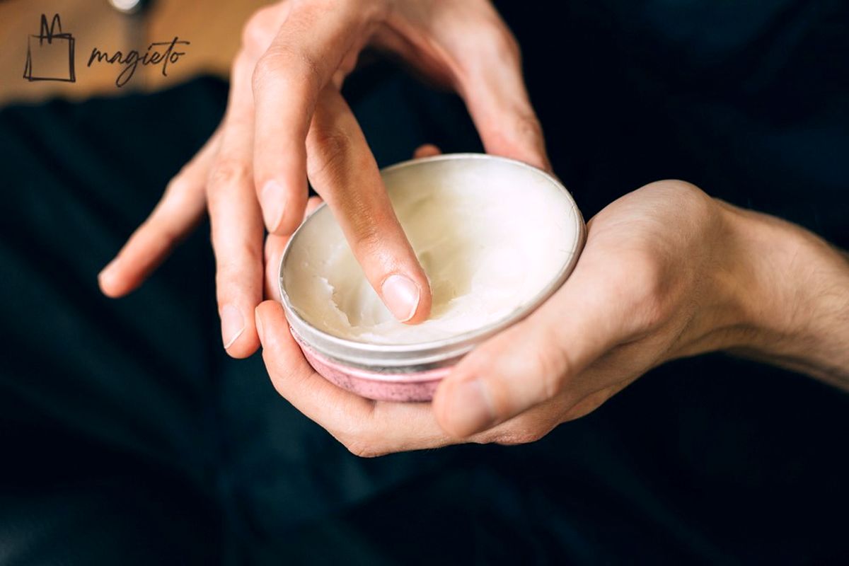 هر آنچه که درباره چسب مو باید بدانید