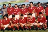اتوبوس خاطره انگیز تراکتوری ها +عکس