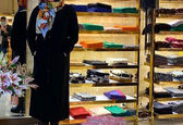 آشا محرابی در حال خرید +عکس