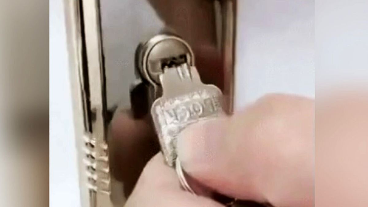 راه آسان برای درآوردن کلید شکسته از قفل + فیلم