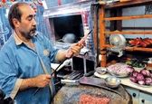 دست نوشته زیبا و احساسی یک کبابی روی دیوار مغازه‌اش/ عکس
