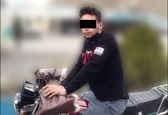 سارق موبایل با هوندای قرمز! +عکس