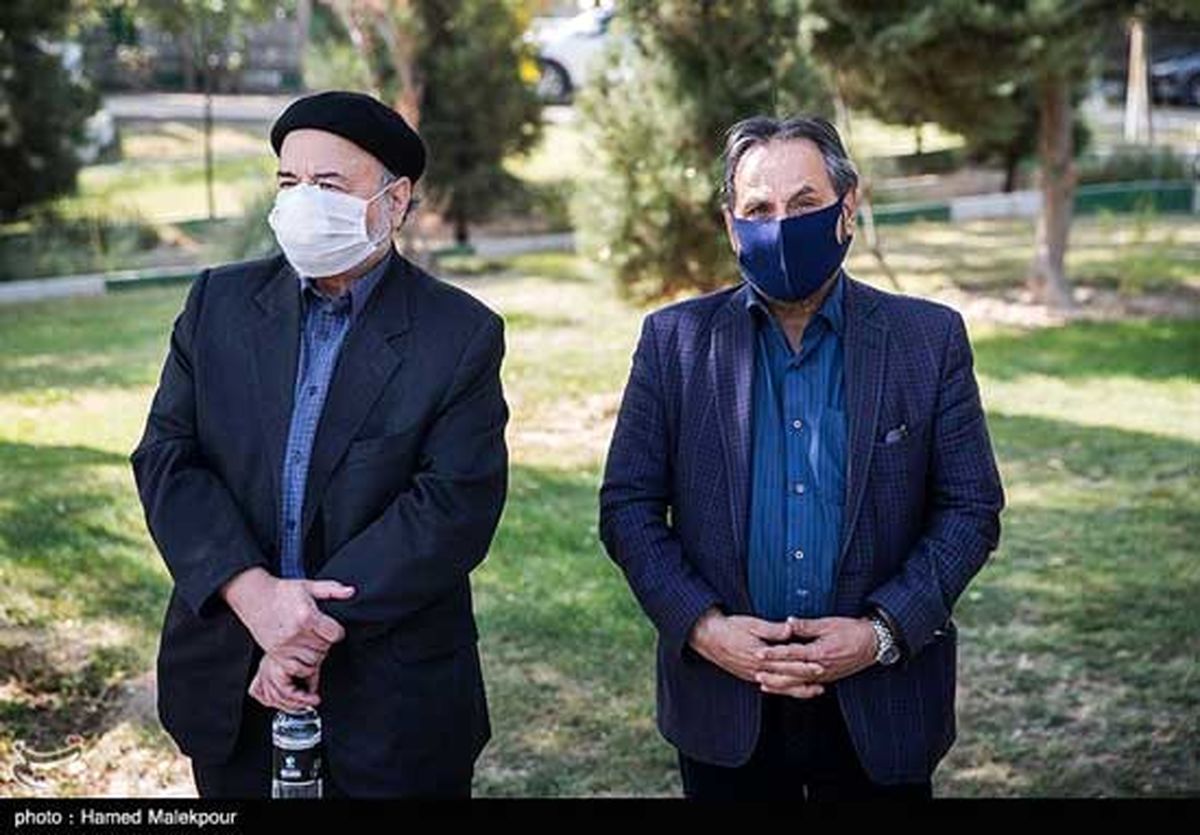 آقای مجری در تشییع آقای بازیگر +عکس