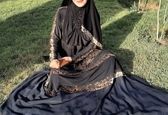 پوشش متفاوت خاله شادونه در پارک + عکس