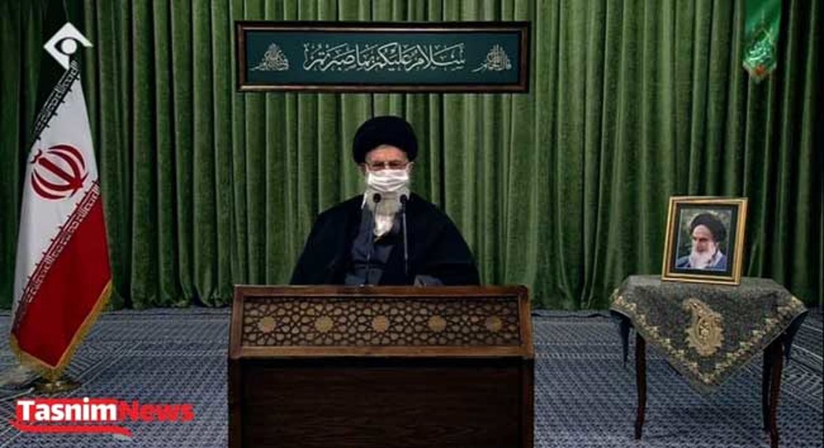 ترجمه آیه نصب‌شده بر کتیبه بیت رهبری  +عکس