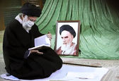 حضور رهبر انقلاب در مرقد بنیان‌گذار انقلاب اسلامی 