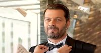 عکس تاسف بار از پژمان بازغی با لاک و میکاپ | آقا پژمان از شما بعیده!