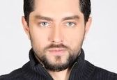 ویلای لاکچری و عیانی بهرام رادان در رامسر | پیاده روی همسر بهرام رادان با پسر مو طلاییش 