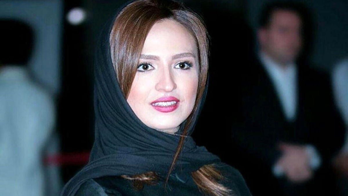 گلاره عباسی به خاک نشست/ عکس خصوصی