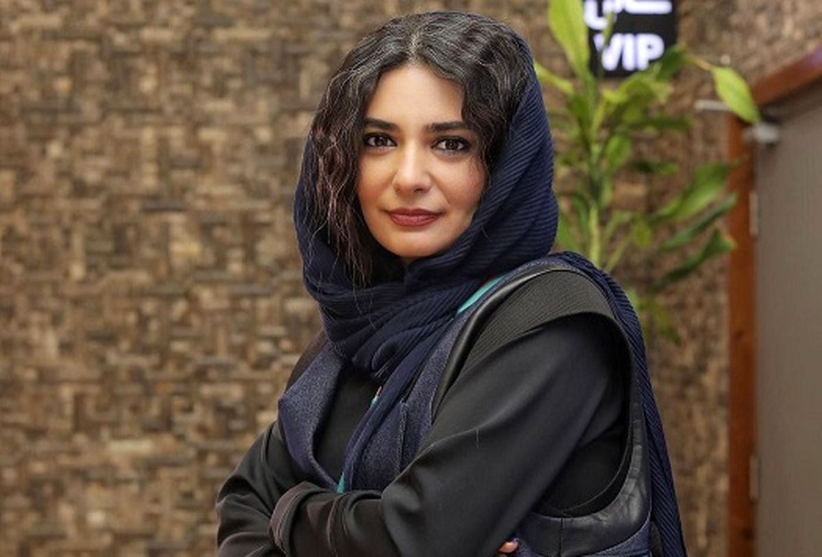 کبودی زیر چشم لیندا کیانی با این سلفی 
