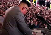 گریه رهبر کره شمالی به دلیل وضع معیشتی مردم کشورش + فیلم 