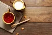 خواص بی نظیر خوردن شیر و عسل 
