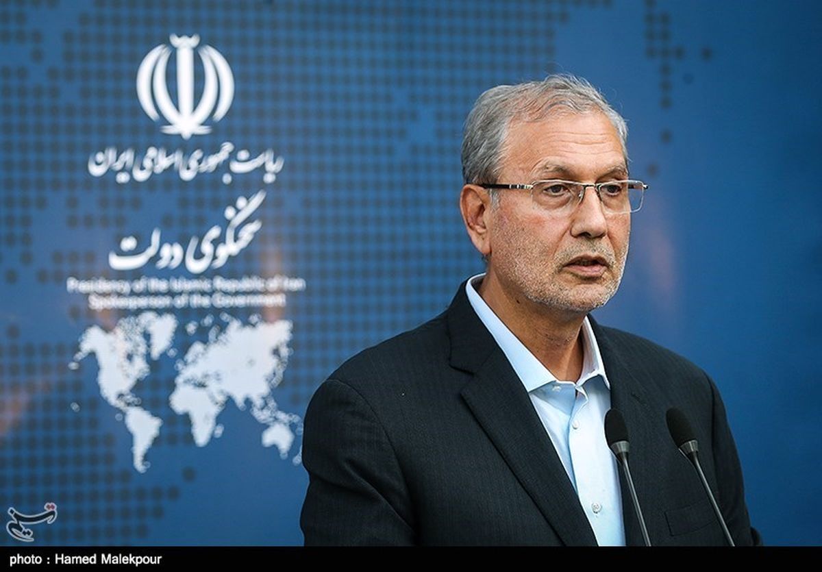 علی ربیعی: هر ماه یارانه نقدی تعدادی از افراد حذف می‌شود

