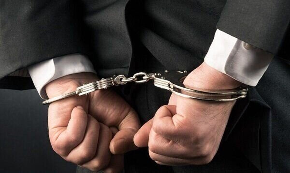مدیر استاندار بوشهر دستگیر شد