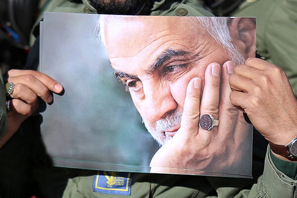 رفتارهای نامناسب به همسر محافظ سردار سلیمانی ! 
