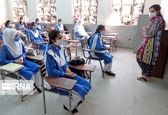 پوشش جالب معلم ها در مدارس پاکستان +عکس
