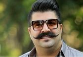فیگور این خوشگل خانوم کنار بهنام بانی !