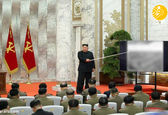 کیم جونگ اون در حال تدریس! +عکس