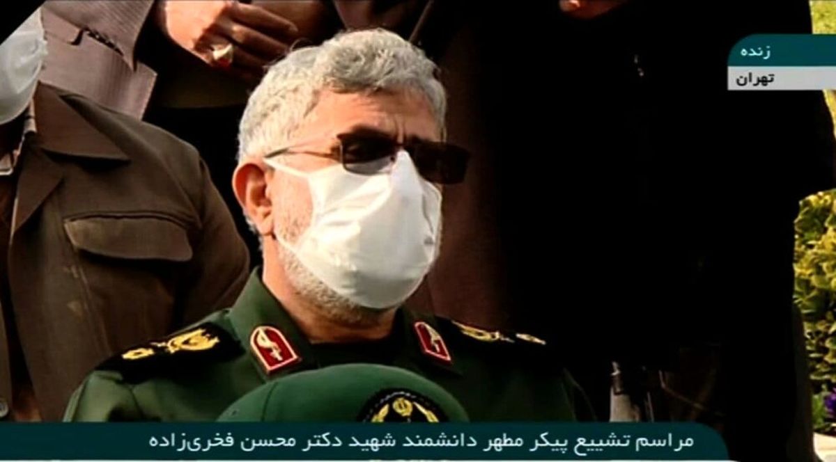 حضور سردار قاآنی در مراسم تشییع شهید فخری‌زاده +عکس