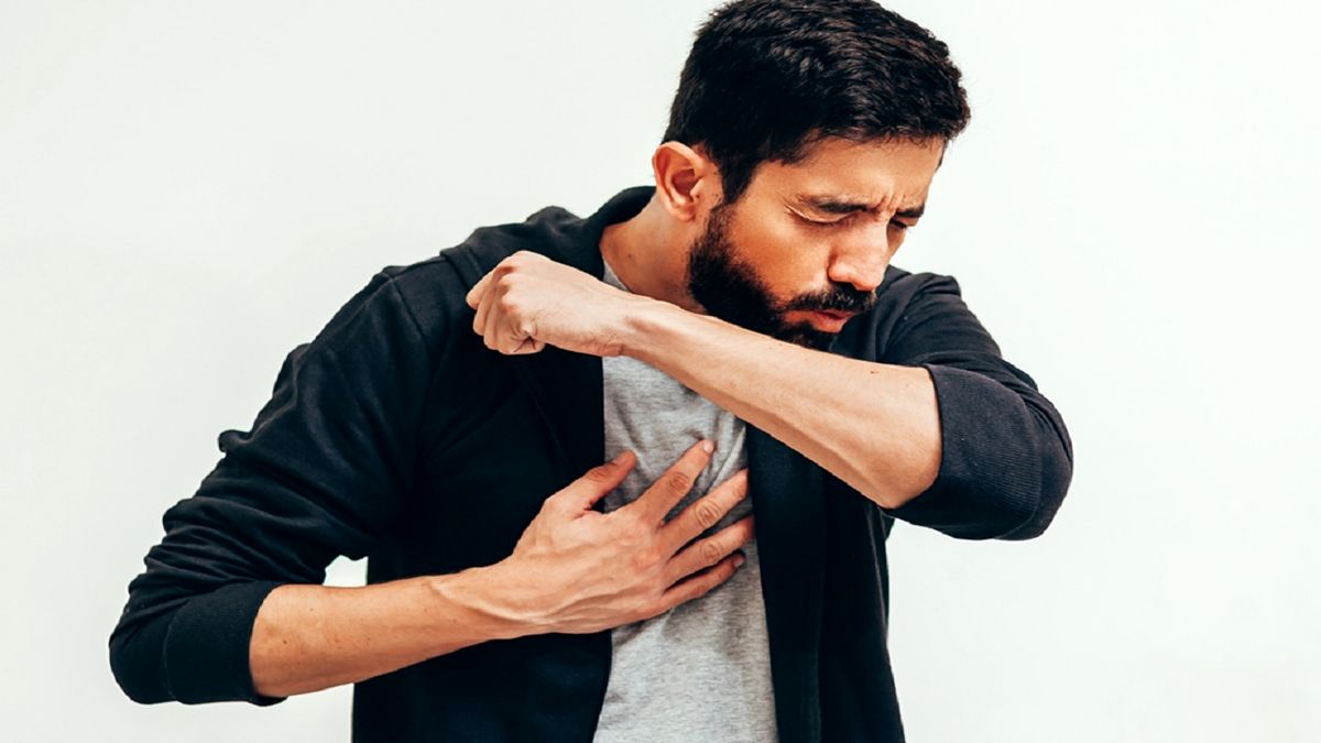 عجیب ترین عوارض سرفه کردن +عکس