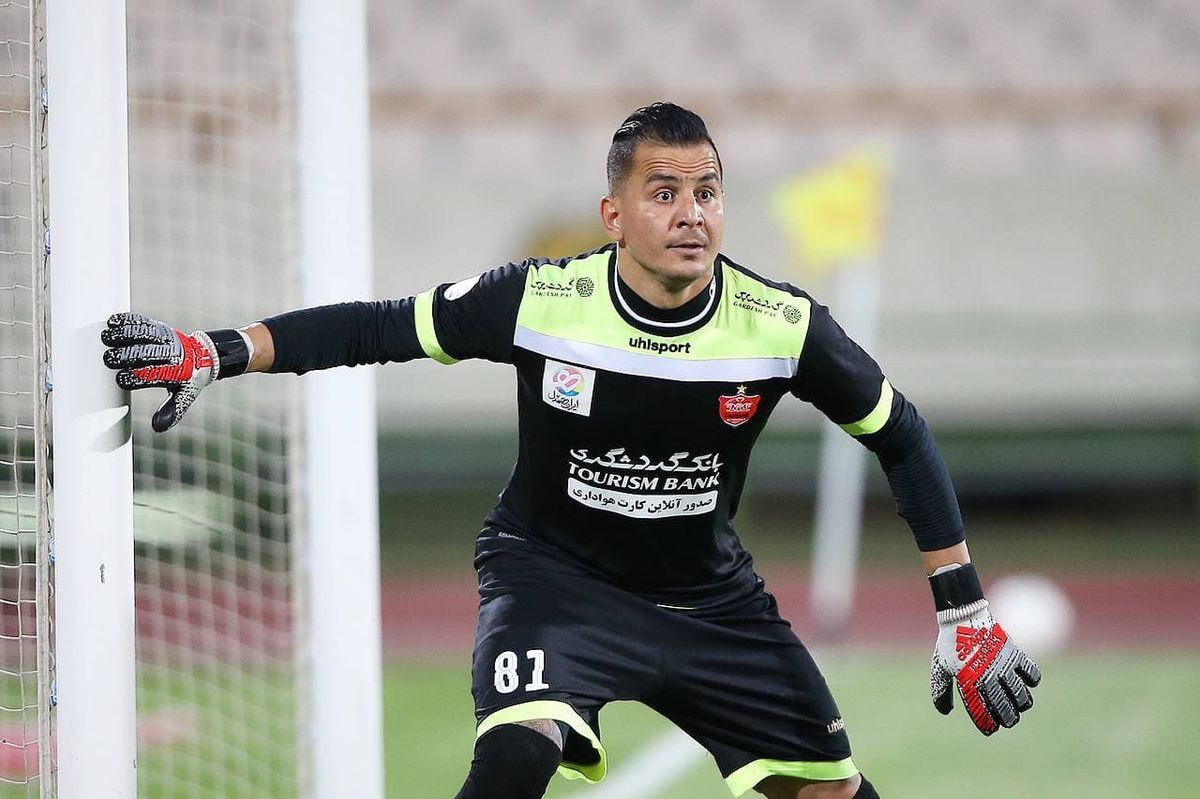سنگربان سرخ ها برای همیشه از پرسپولیس رفت !