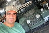 سلفی منوچهر هادی با خودروی سهراب سپهری +عکس