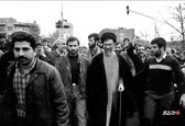 تصویری جالب از آیت‌الله خامنه‌ای در راهپیمایی ۲۲ بهمن