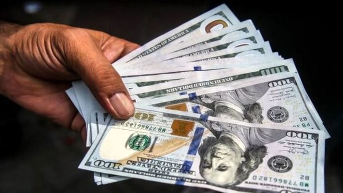 ریزش بیشتر دلار چه تاثیری بر بورس دارد؟