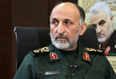 سردار حجازی در کنار رهبر انقلاب +عکس