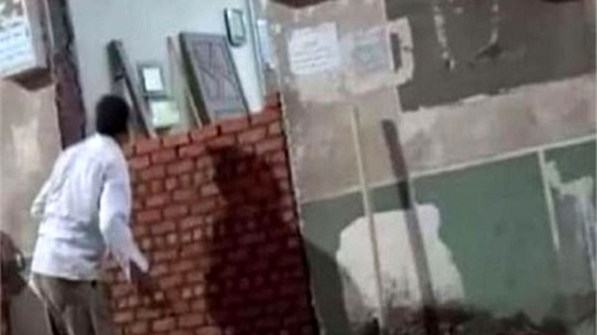 کار عجیب وغریب زن مصری سوژه شد+عکس