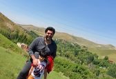 کوهنوردی مصطفی کیایی با پسرش+عکس