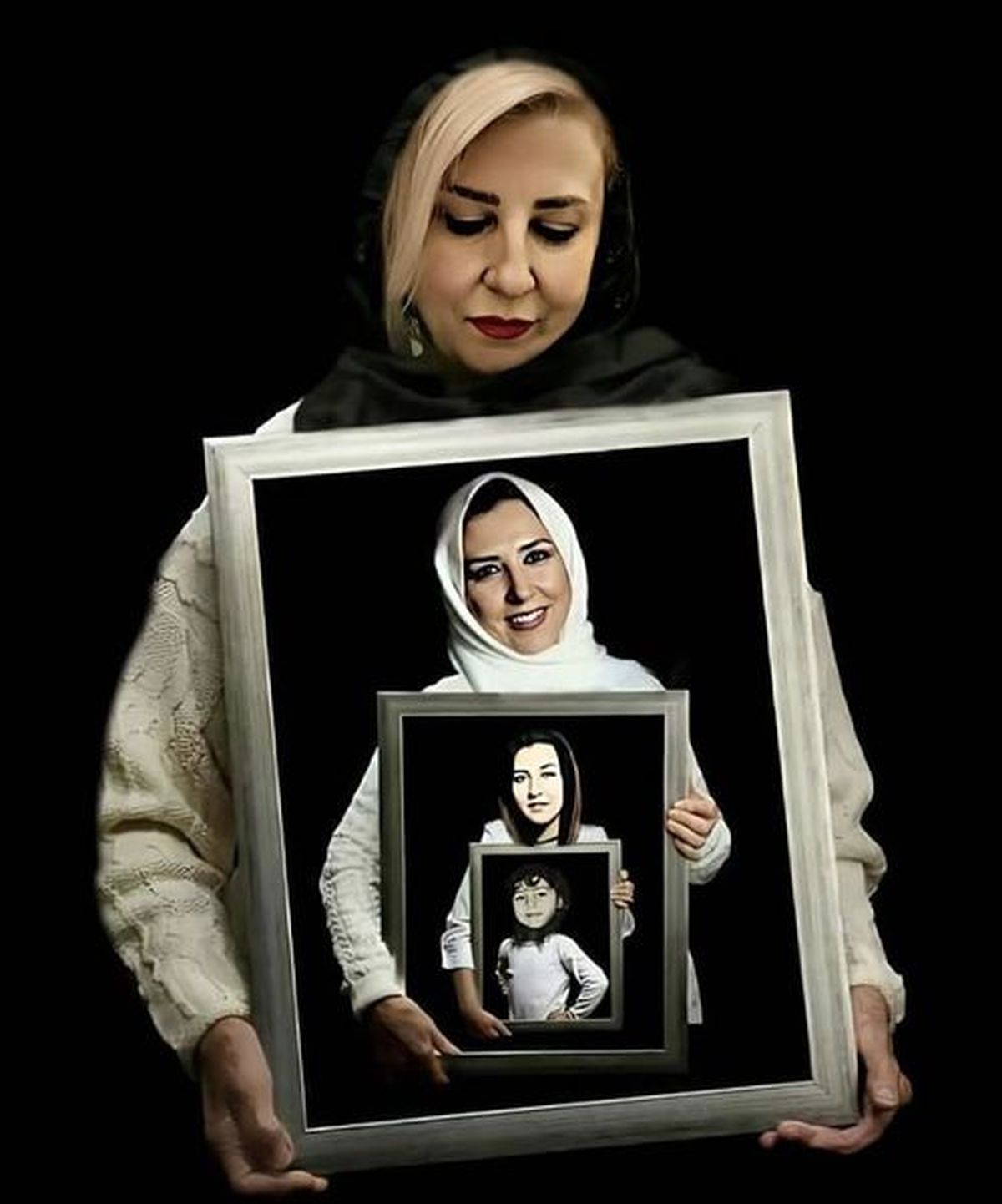 عکس جذاب مرجانه گلچین از کودکی تا به الانش