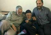 شهید حاج قاسم سلیمانی در کنار پدرشان +عکس