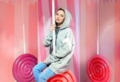 حدیث مدنی یاد کودکی اش افتاد +عکس