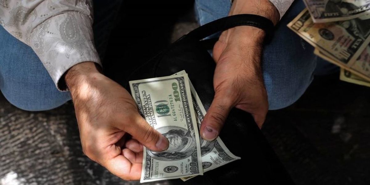 طرح دولت رئیسی برای دلار های دپو شده خانگی