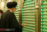 آیت الله رئیسی شب قدر در امامزاده صالح (ع) +عکس