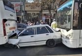 تصادف عجیب پراید و اتوبوس در مشهد +عکس 