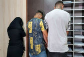 سرقت عجیب گوشی گرانقیمت در یک آرایشگاه زنانه + عکس