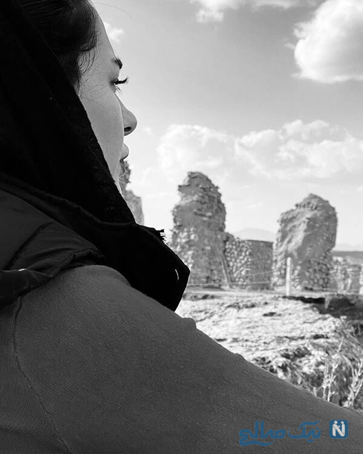 عکس سمانه پاکدل در جای وحشت آور