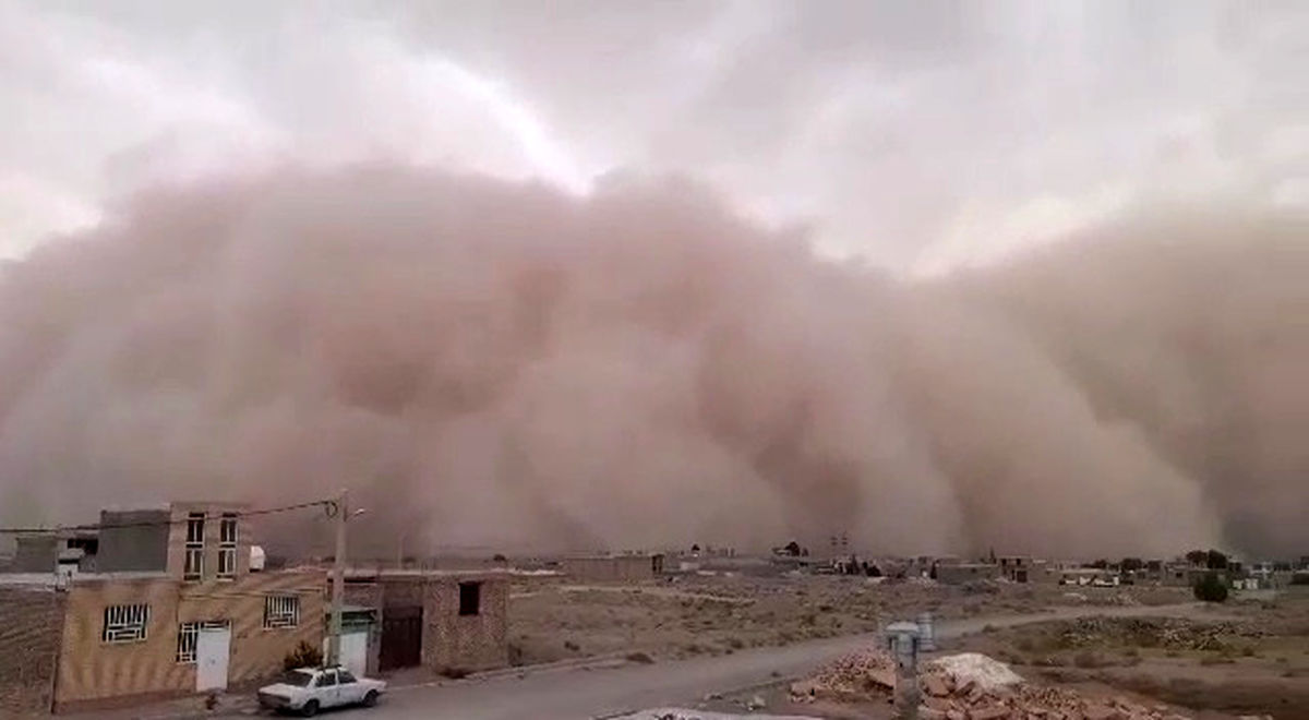 طوفان وحشتناک شن در یزد +فیلم