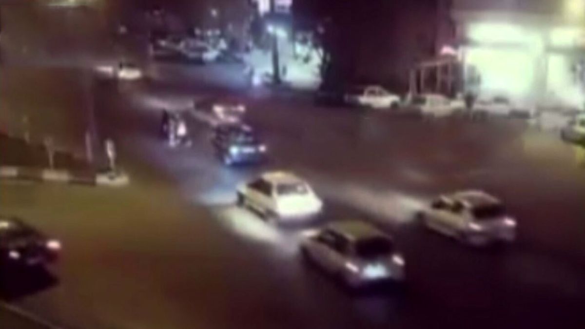 تصادف وحشتناک دو خودرو با یک مادر و کودک یزدی + فیلم