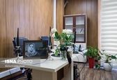 تصاویری از محل کار مهشاد کریمی و ریحانه یاسینی