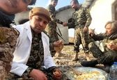 تیپ فاطمیون در پشت صحنه سریال «آخر خط» +عکس