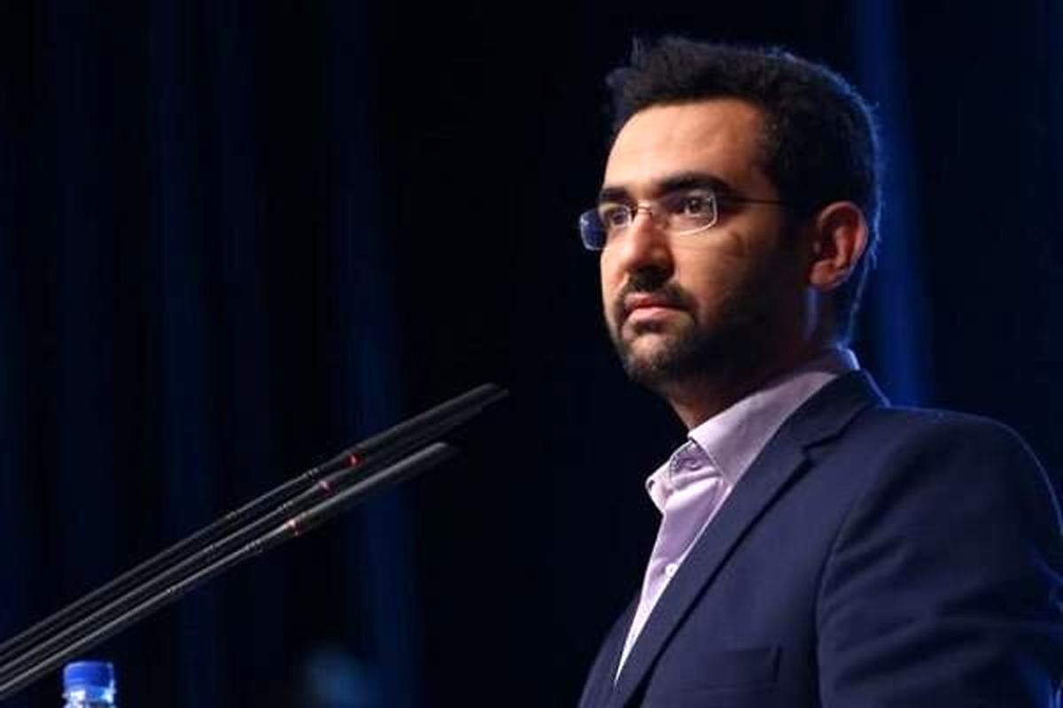 آذری جهرمی:  ۵شنبه برای مردم سورپرایز داریم
